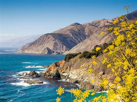 Northern california coast. Houghton Mifflin Social Studies lists the four regions of California as: the Coast, the Central Valley, the Mountains and the Deserts. The regions are separated by their different ... 
