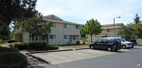 Northgate Village - 3501-3575 Hawthorne Ave NE Salem, OR