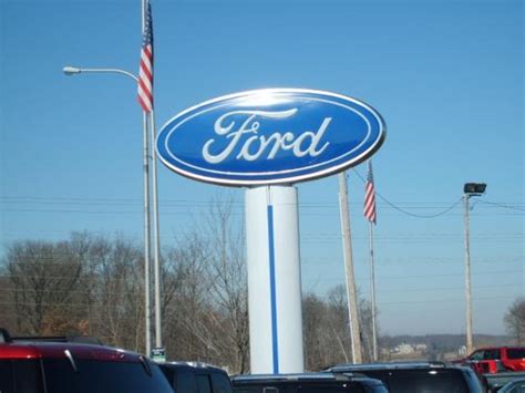Northside ford effingham il. Looking for a job opportunity in Effingham, IL? Look no further than Northside Ford Lincoln. Visit this page to see our open positions or call (217) 342-3929. 