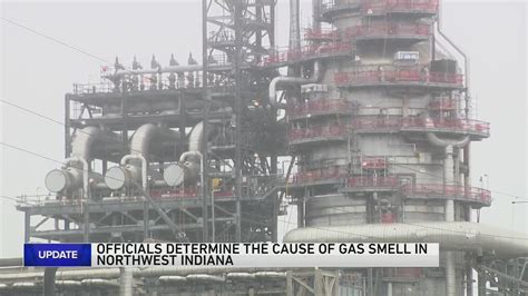 Northwest Indiana police and fire departments flooded with calls over 'gas or oily odor'
