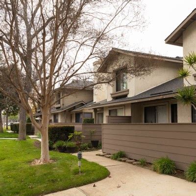 Northwest anaheim. The average annual household income in Northwest Anaheim is $83,929, while the median household income sits at $71,309 per year. Residents aged 25 to 44 earn $73,558, while … 
