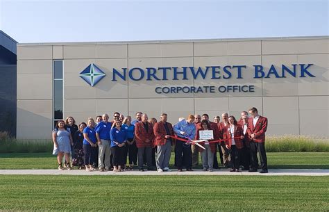 Northwest bank in spencer iowa. Meyers’ responsibilities include developing customer relationships and growing our commercial and agricultural banking in northwest Iowa. Meyers’ has been with Northwest Bank since 2017 and recently moved into his new role after completing the Manager Trainee program, and was previously a loan portfolio … 