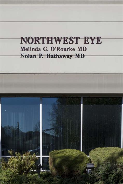 Northwest eye center. Northwest Eye Associates. Ophthalmology • 1 Provider. 2222 NW Lovejoy St Ste 504, Portland OR, 97210. Make an Appointment. (503) 227-6568. Northwest Eye Associates is a medical group practice located in Portland, OR that specializes in Ophthalmology. Insurance Providers Overview Location Reviews. 