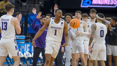 Northwestern holds off Boise State, 75-67, advance to NCAA Round of 32