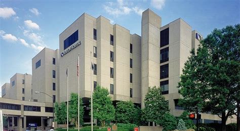 Norton hospital louisville ky. UofL Health spent $78 million to expand an outpatient medical center that has served patients in Shepherdsville for years. The revamped facility, now named South … 