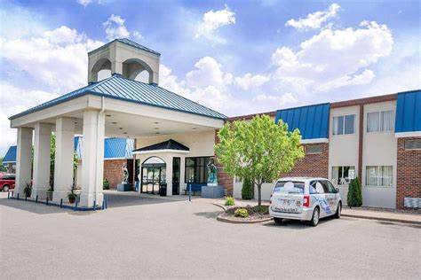 Norwood inn. At Norwood Inn & Suites Indianapolis East Post Drive all rooms are fitted with bed linen and towels. A continental breakfast is available each … 