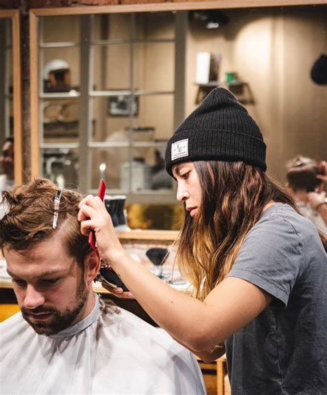 Not Only Barber - Acasă