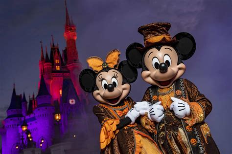 28 Sept 2019 ... When you bring friends, you'll be sure to have a Spooktacular Night at Mickey's Not So Scary Halloween Party. There is fun around every .... 