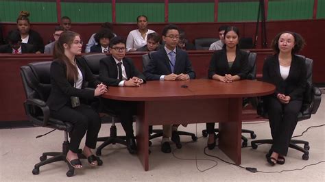 Nova Middle School’s mock trial team prepares for competition in Washington DC