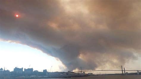 Nova Scotia wildfires grow, prompt air quality warnings as far south as Virginia
