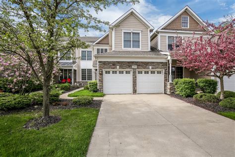 Novi houses for sale. View detailed information about property 42837 Ledgeview Dr, Novi, MI 48377 including listing details, property photos, school and neighborhood data, and much more. 