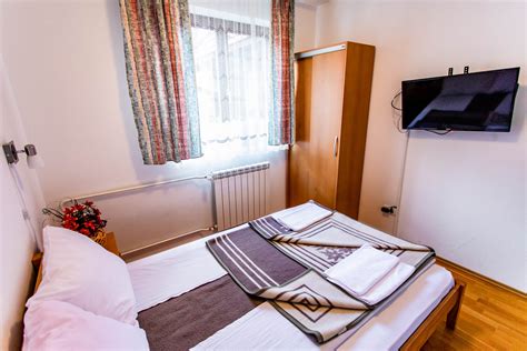 Novi studenac goc.  Konači&scaron;te Novi Studenac, Goč bb, Goč.  Pronađite druge v...