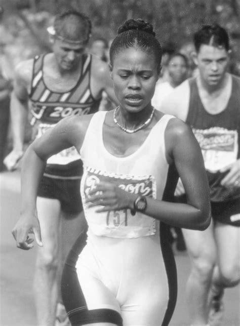 Nthati Moshesh - Wikipedia