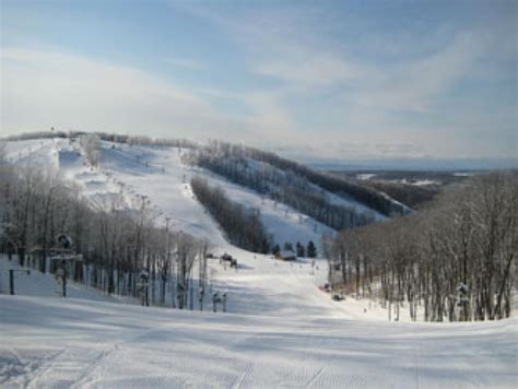 Nub's Nob is a ski resort in Harbor Springs, Michigan, offering lift tickets, webcam, webcast, and recent posts. The 2022-23 ski season closed on April 2 with 121" …. 