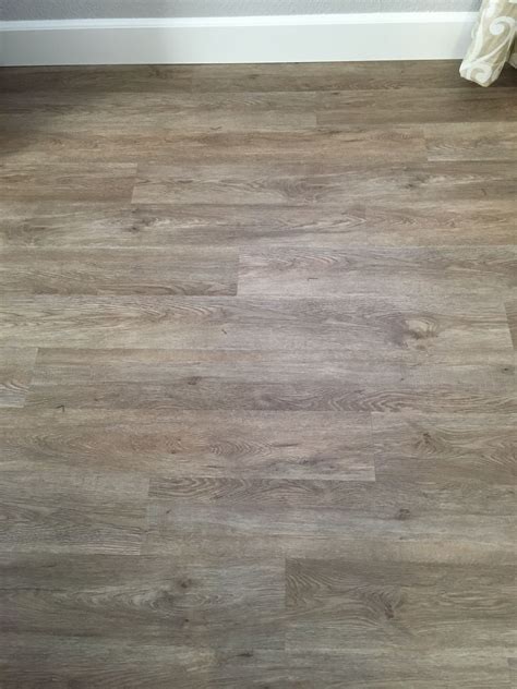Aug 5, 2019 · This NuCore vinyl plank flooring looks the most authentic. We prefer this flooring for residential use. The heavy grain pattern feels wonderfully real to the touch and underfoot. That’s the “pro” side. The “con” is that the deep graining tends to collect dirt and dust, so requires more regular cleaning. . 
