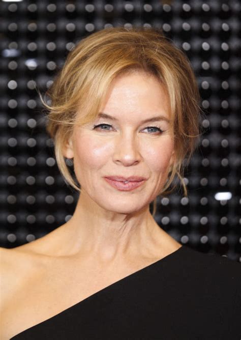 Nude pics of renee zellweger. Renee Zellweger filed papers with the Los Angeles Superior Court to have her marriage to Kenny Chesney annulled, citing fraud as the reason for the annulment. Zellweger and Chesney... 