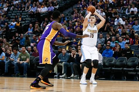 Nuggets don’t allow field goal first 11 minutes of second half in wild win over Hornets
