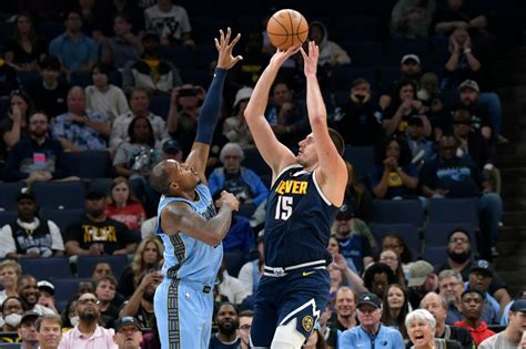 Nuggets overcome ugly night in Memphis for 108-104 win over Grizzlies