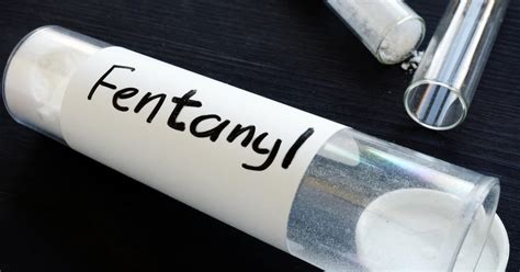 Nurse pleads guilty to replacing fentanyl with saline
