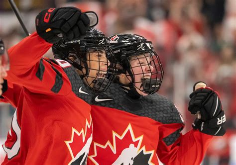 Nurse scores in OT, Canada beats Sweden 3-2 to dodge upset