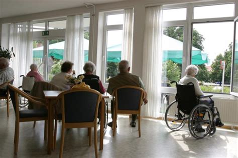 Nursing Home kick a resident out - AgingCare.com