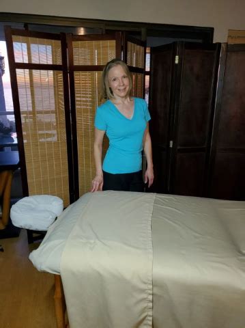 Nuru massage north nj. It’s the pre-massage signals that you give them that will let them know that you’re hip and it’s on. How much does a happy ending cost? Normally a $40 tip is required for happy ending. $60 seems to be the going price for an hour massage, so $100 total. Other places exist in the Northwest Dallas corridor that offer every tang yu want! The standard all … 