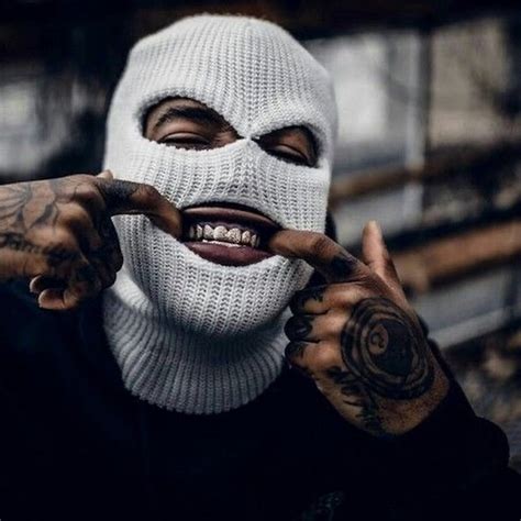 Nuski porn. Moneybagg Yo is mourning the shooting death of his close associate rapper Nuski, who was signed to Bread Gang record label. Read more... 