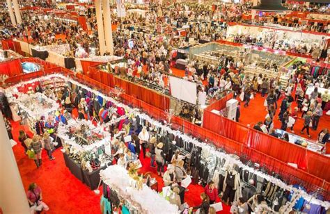 Nutcracker market houston. What a holly, jolly night and three days that Houston Ballet gifted the city with the 43rd annual Nutcracker Market at NRG Center. When all was said and done 92,388 shoppers (4,000 more than last ... 
