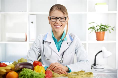 Nutrition doctor degree. Earn your degree in health science or a related field. Bachelor’s degree. A bachelor’s degree is not always required to become a nutritionist. Still, many employers … 