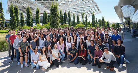 Nvidia intern interview reddit. Hi fellow NVIDIA employees, I landed a software intern...