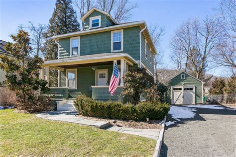 Nyack ny real estate. 20 single family homes for sale in 10960. View pictures of homes, review sales history, and use our detailed filters to find the perfect place. 