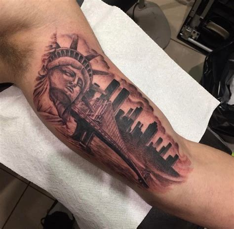 Nyc tattoo. Kings Avenue Tattoo NYC opened its doors in April 2011 on the street that played a formative role in tattoo history, The Bowery, which overlooks some of Manhattan’s most prominent cultural centers. 188 Bowery 2nd Floor. New … 