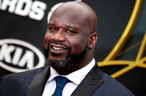 Some of you may know Shaquille O'Neal. His name is iconic, he's a member of the Basketball Hall of Fame class of 2016 and he is one of the biggest personalities in the world. Shaq was first insured by The General ® when he was starting his basketball career. Today, he's not just our new partner, but he is once again a valued customer!