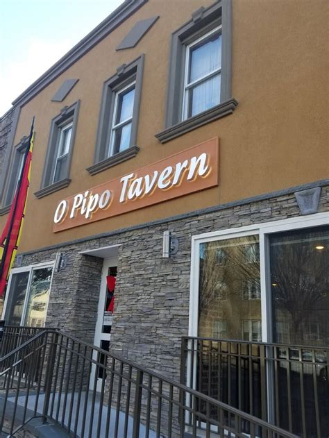 O PIPO TAVERN in Newark, NJ, is a restaurant w