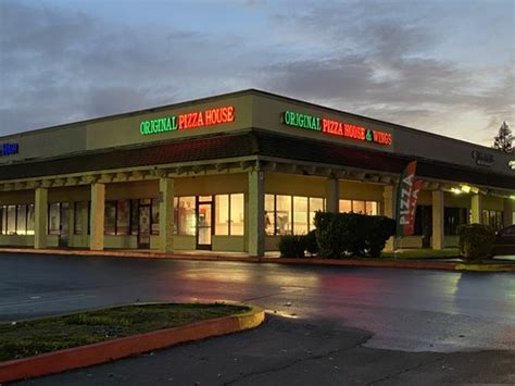 About Your Store. Your Irving, Texas O'Reilly Auto Parts store #541 is located at 3425 North Beltline Road, south of Northgate Drive, across from La Michoacana Meat Market.. 