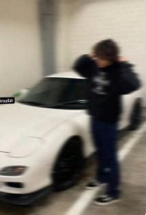 Oğuz Bücekler (@oguzbucekler) 1000Kitap'ta 1000Kitap. 