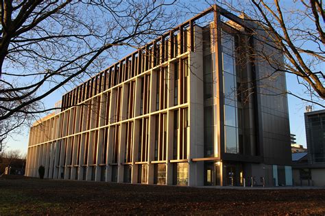 OBİS Faculty of Engineering and Architecture .