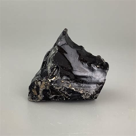 Obsidian Volcanic Glass Stone - muktibox.com