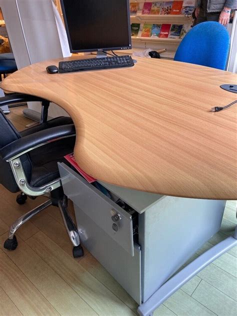 OFFICE CHAIR AND DESK Office Chairs Gumtree …