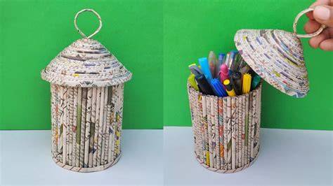 Oil Plastic Cans Reused _ Newspaper Craft #recycling #idea - raincitystudios.com