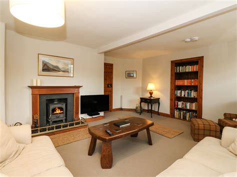 OLD SCHOOLHOUSE, pet friendly, with open fire in Grandtully - Cottages …