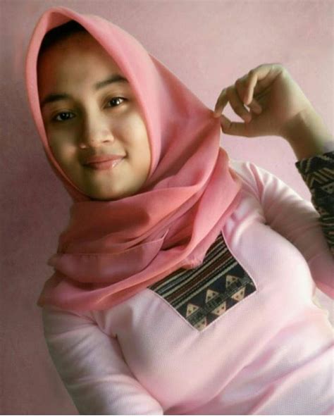 ONANI ARTINYA Foto bugil bocor & Bispak Asia SMA info penting tangan bergerak pengusaha muslimah host terbuka untuk request image 1