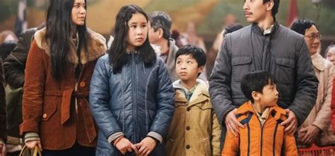 ONLINE KINO RU
 СМОТРЕТЬ ОНЛАЙН