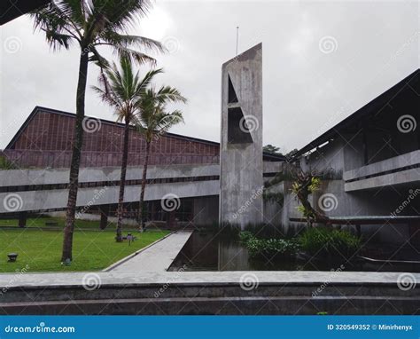 OVEMENTS IN CONTEMPORARY Indonesia - wintechmobiles.com