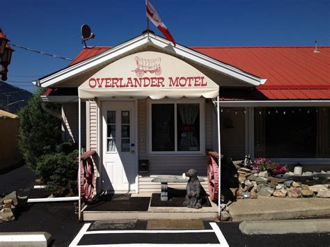 OVERLANDER HOTEL - Motel Reviews & Price Comparison …