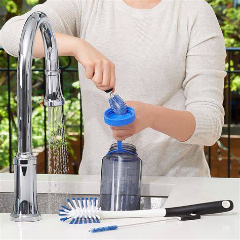 OXO Good Grips Water Bottle Cleaning Set - raincitystudios.com