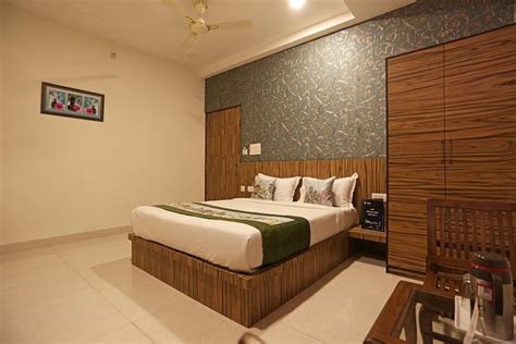 OYO 78916 Flagship Hotel Swastika Inn - wego.com