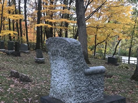 Oak hill cemetery geneva il. .  <a href=https://art.trueskyhost.com/assets/images/ob2...