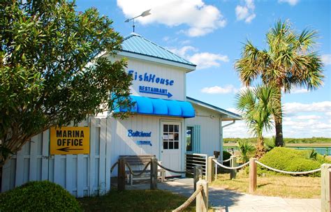 Oak island seafood restaurants. Are you a seafood enthusiast who is always on the lookout for the best places to enjoy delectable dishes? Look no further. In this guide, we will take you on a culinary journey to ... 