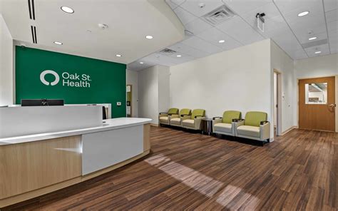 Oak st medical. CVS Health Corp. agreed to acquire Oak Street Health Inc. for about $10.6 billion including debt, in the latest sign of the growing tie-ups between health insurers and primary-care doctors. The ... 